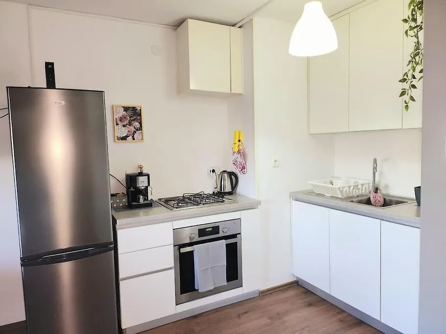 Apartment Progresso 普拉